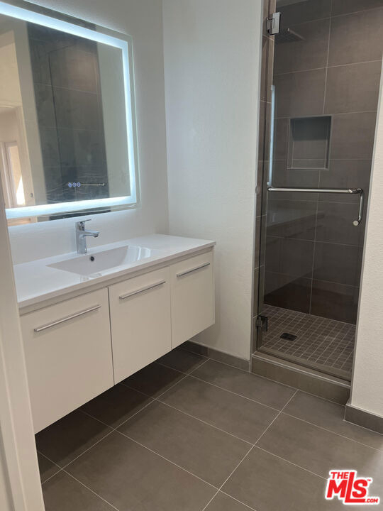 6020 Seabluff Drive - Photo 4