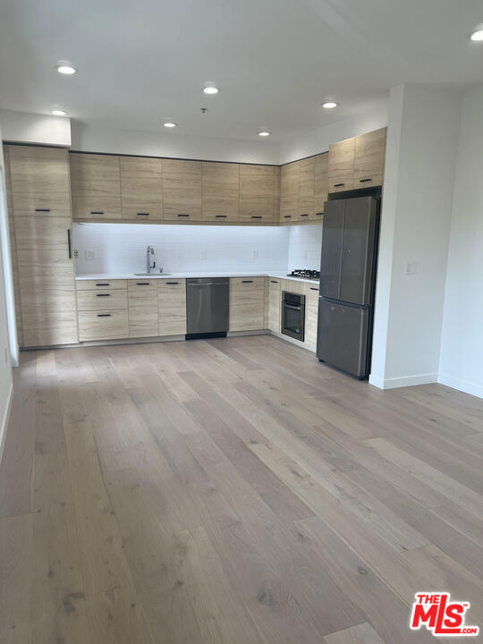 6020 Seabluff Drive - Photo 3