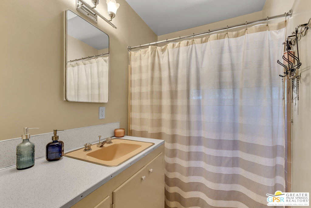 25465 Seneca Drive - Photo 28