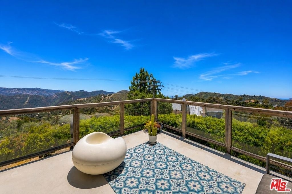 21630 Saddle Peak Road - Photo 20