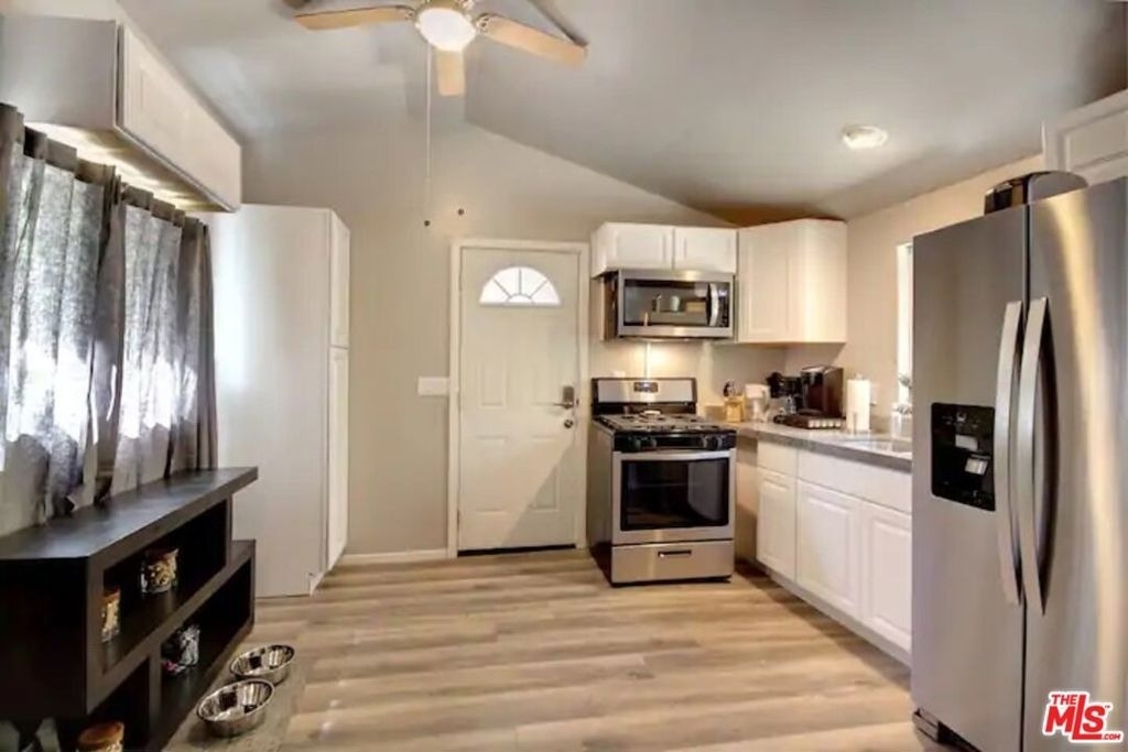 39219 Cedar Dell Road - Photo 5