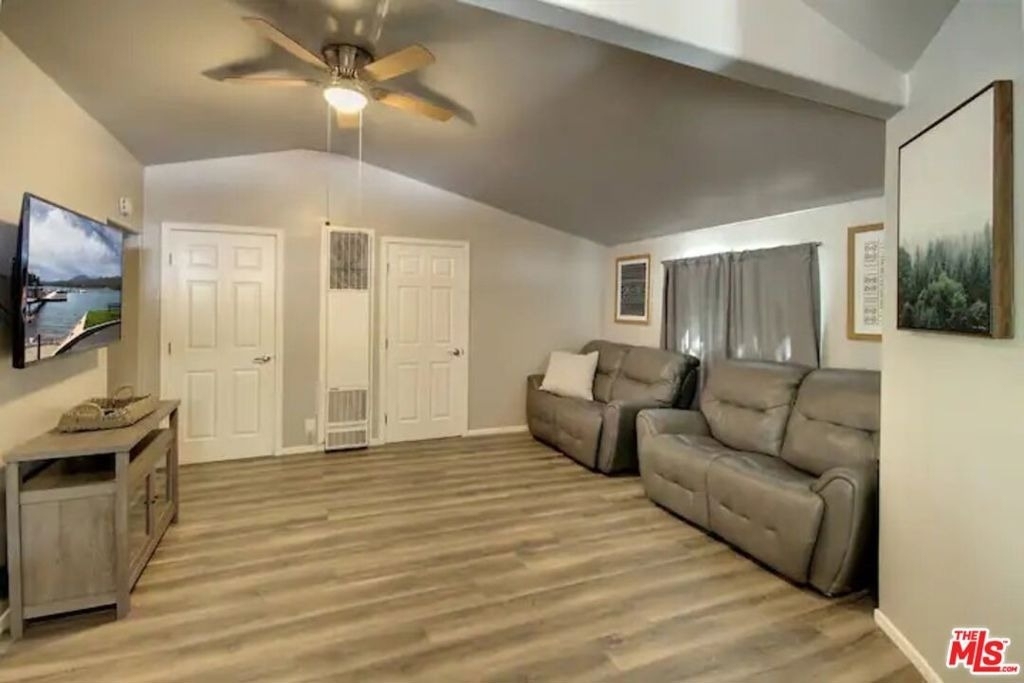 39219 Cedar Dell Road - Photo 9