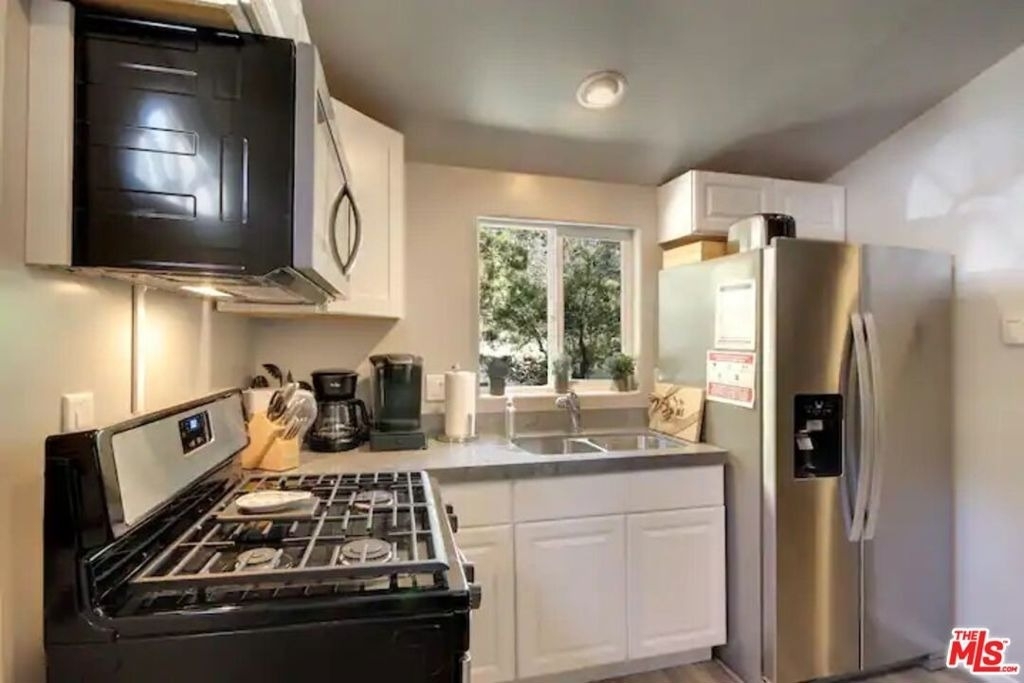39219 Cedar Dell Road - Photo 13