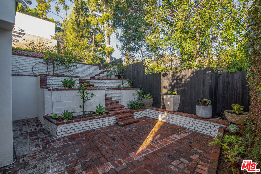 9265 Thrush Way - Photo 34