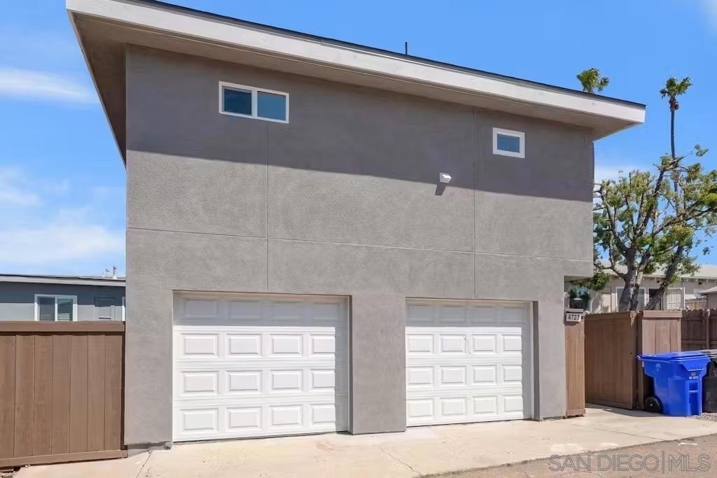 4727 Iroquois Ave - Photo 11