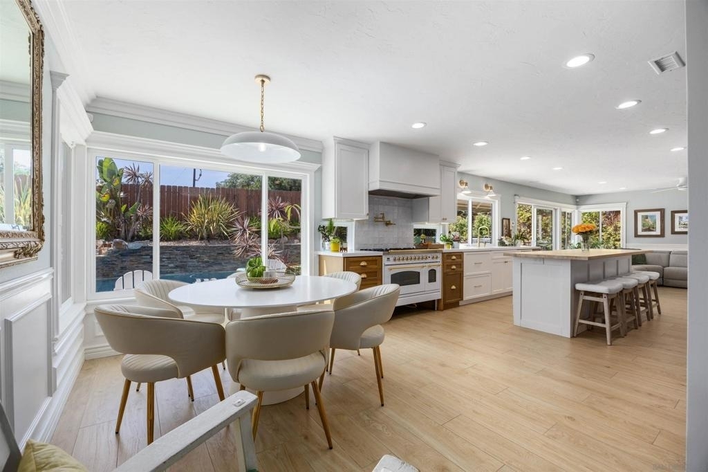 264 Turner - Photo 1