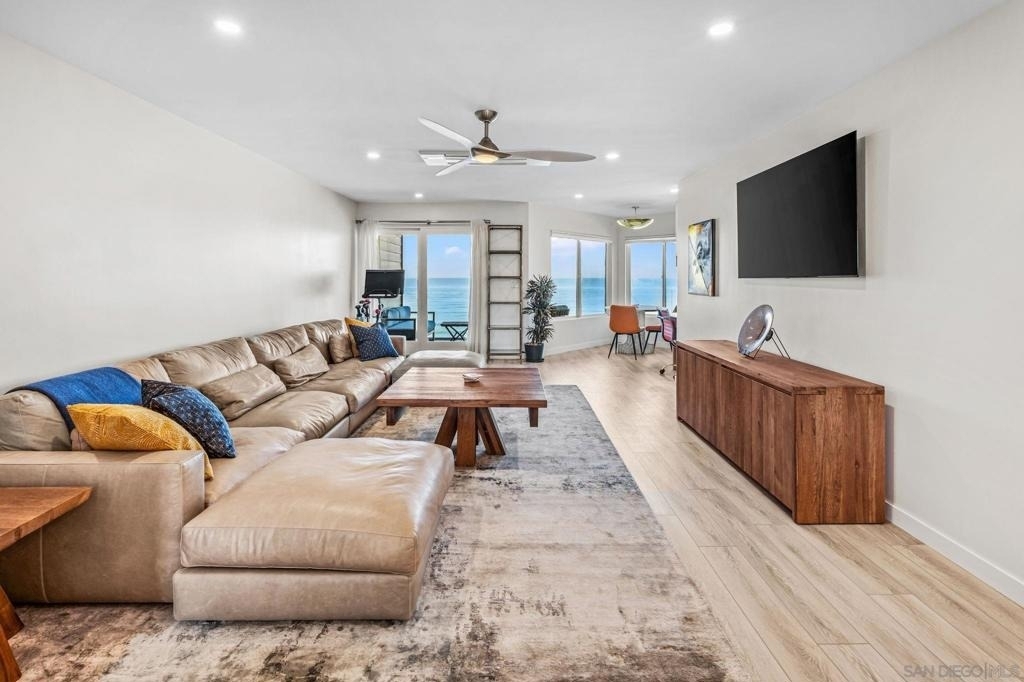 233 S Helix - Photo 9