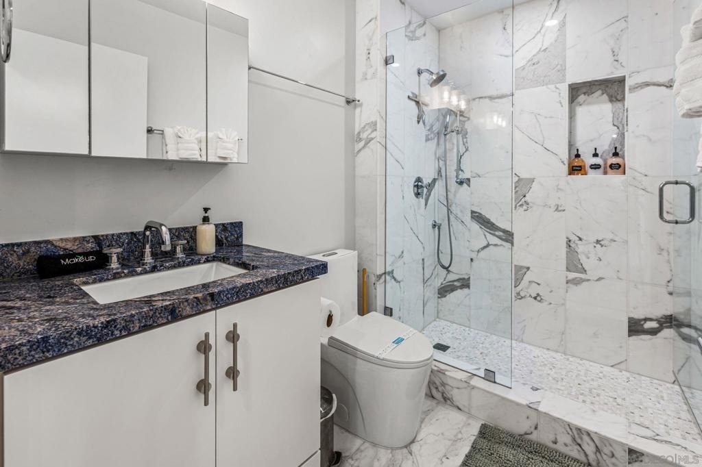 233 S Helix - Photo 16