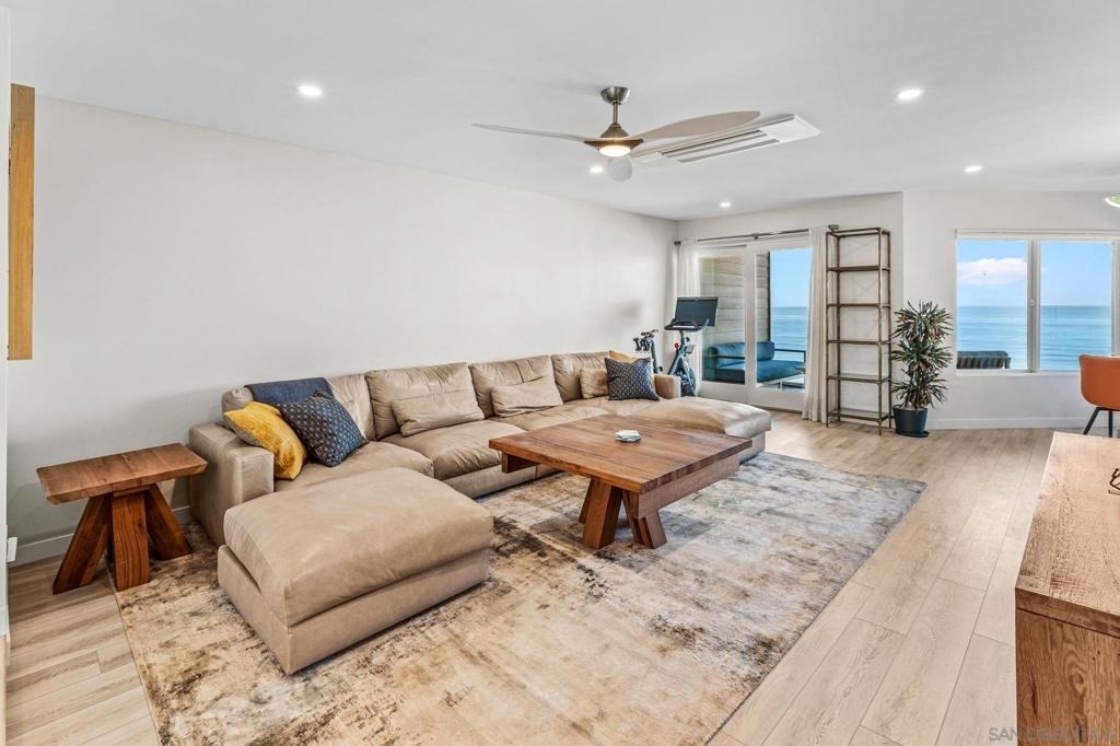233 S Helix - Photo 8