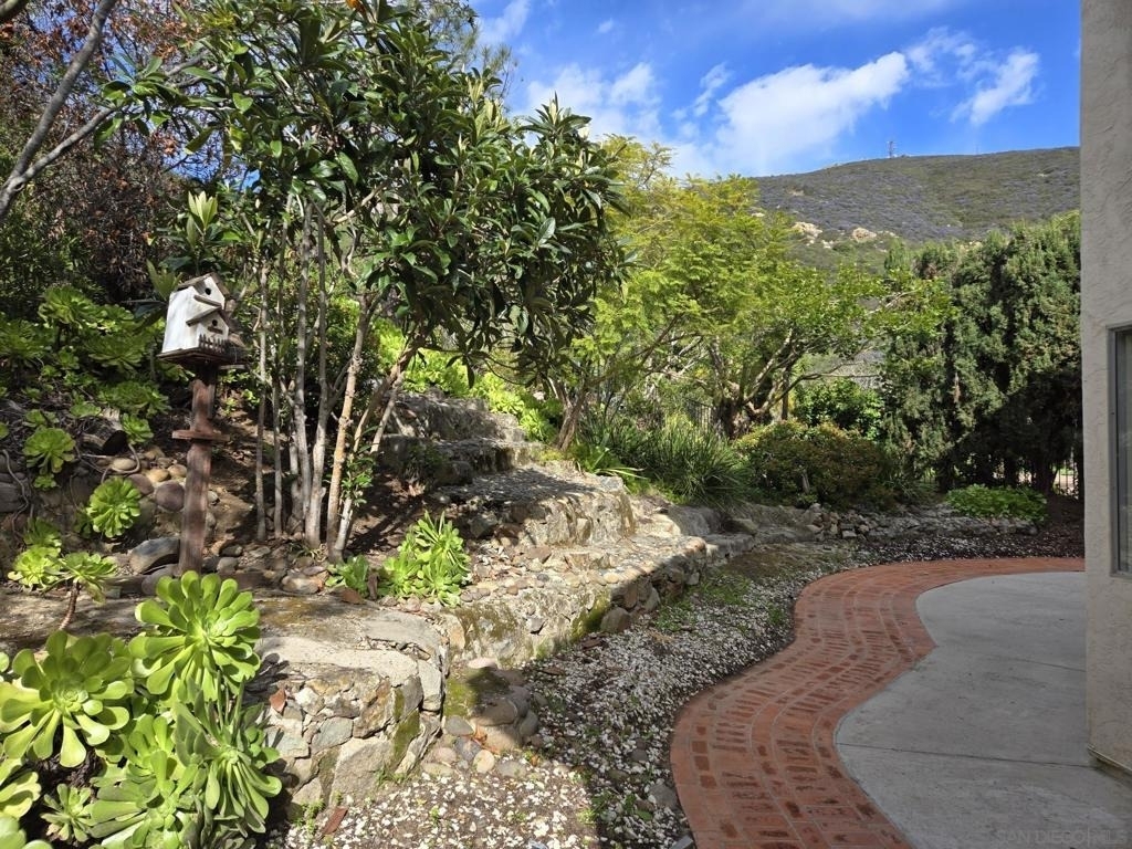 9480 Maler Rd - Photo 14