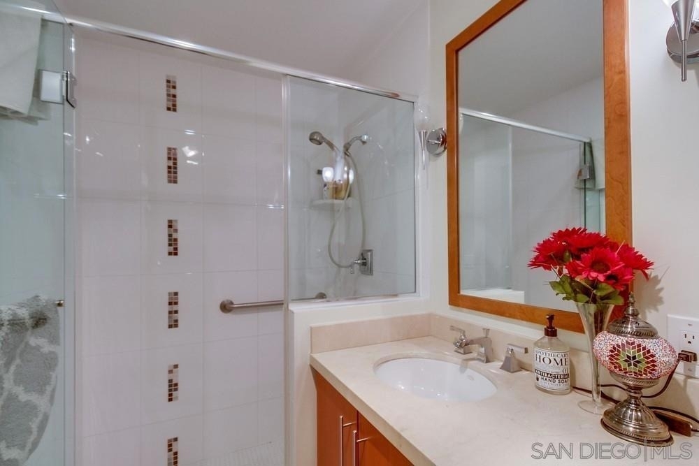 325 7th Ave - Photo 26