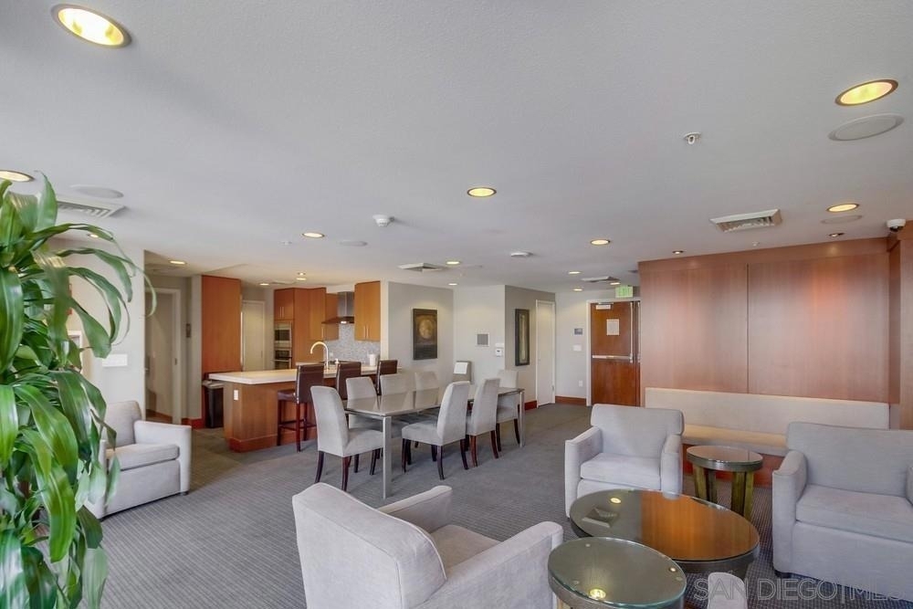 325 7th Ave - Photo 50