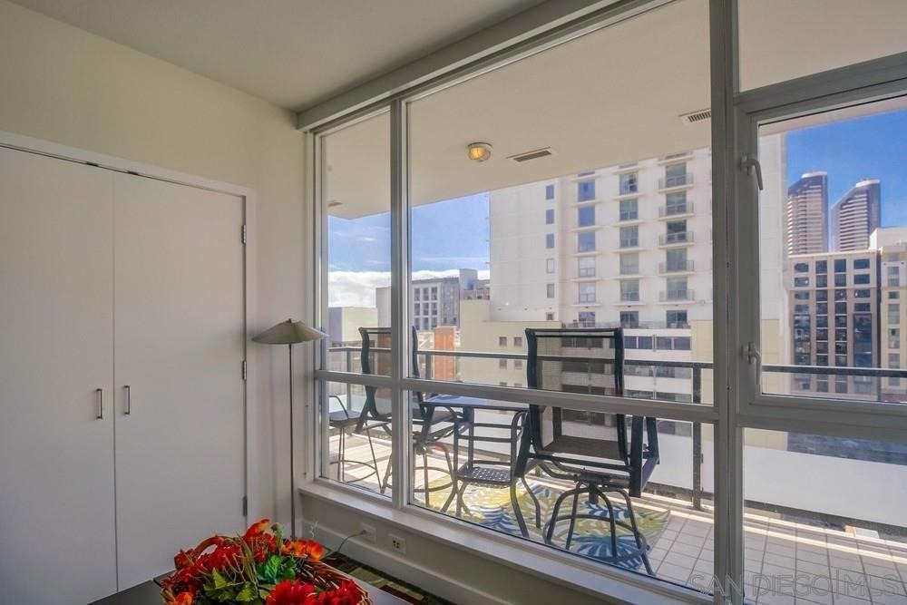 325 7th Ave - Photo 27