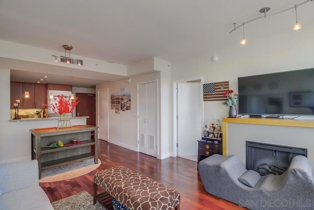 325 7th Ave - Photo 11