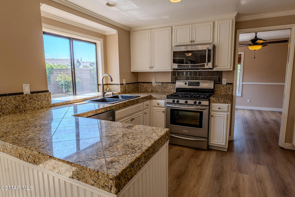 2704 Simi Hills Lane - Photo 10
