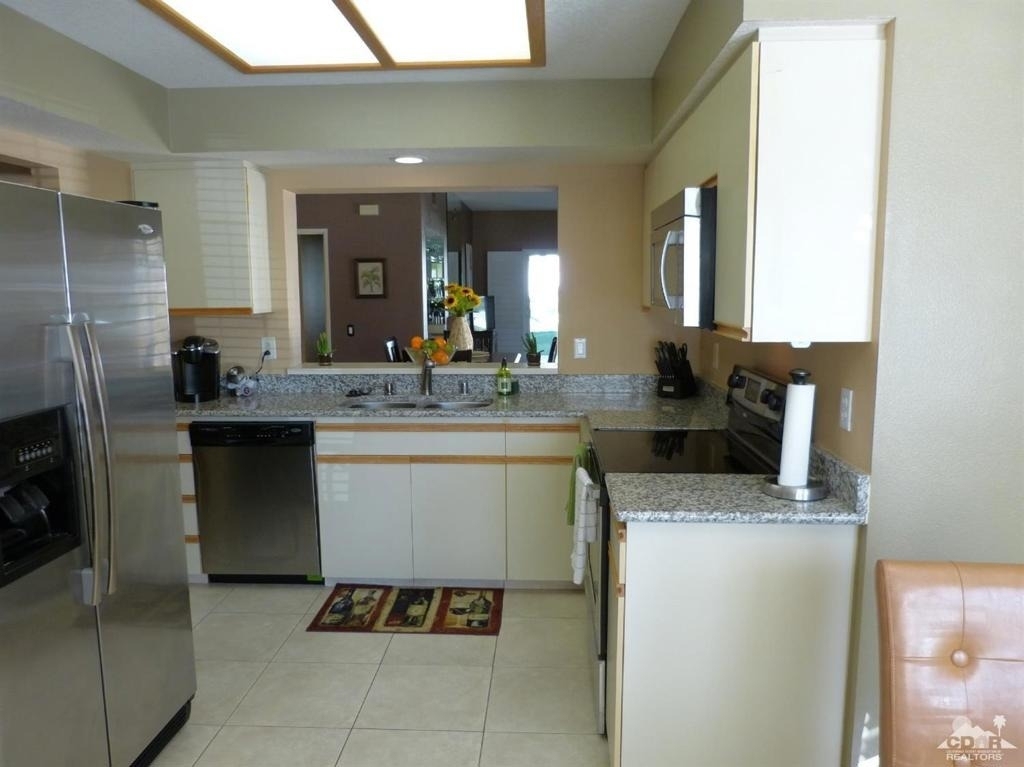 221 Vista Royale Circle W - Photo 9