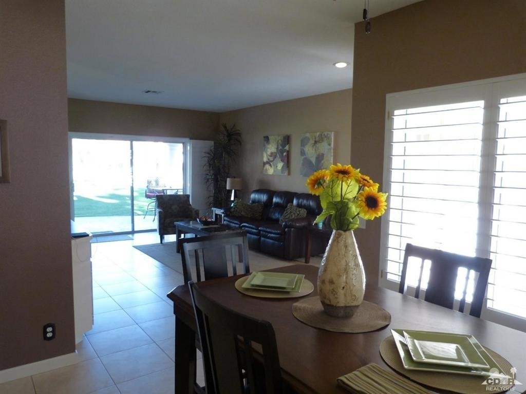 221 Vista Royale Circle W - Photo 15