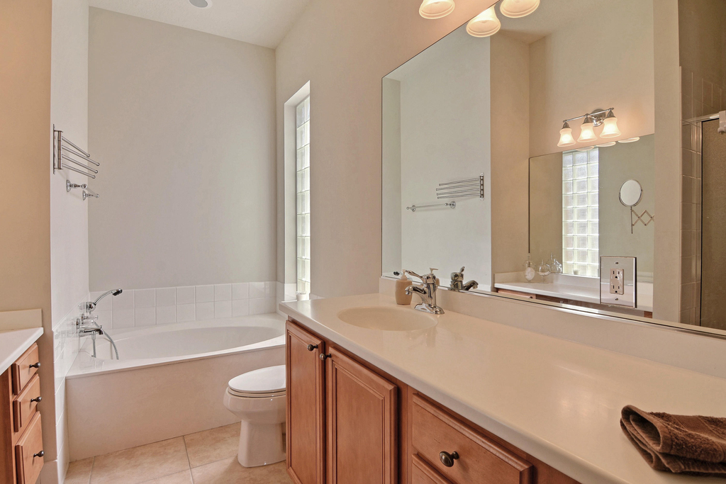 5254 Eleuthra Circle - Photo 13