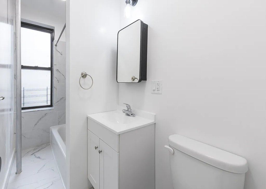 624 West - Photo 9