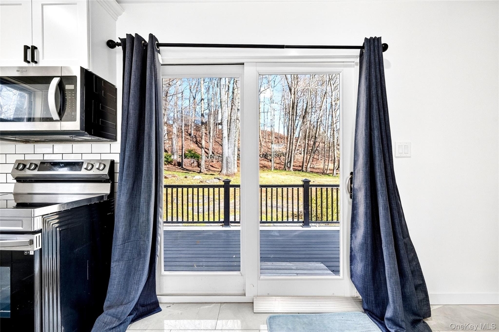 11 Colonel Glenn Drive - Photo 10