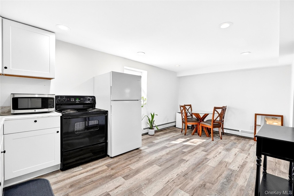 11 Colonel Glenn Drive - Photo 19