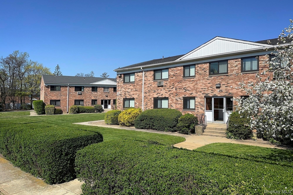405 East Main Street - Photo 0