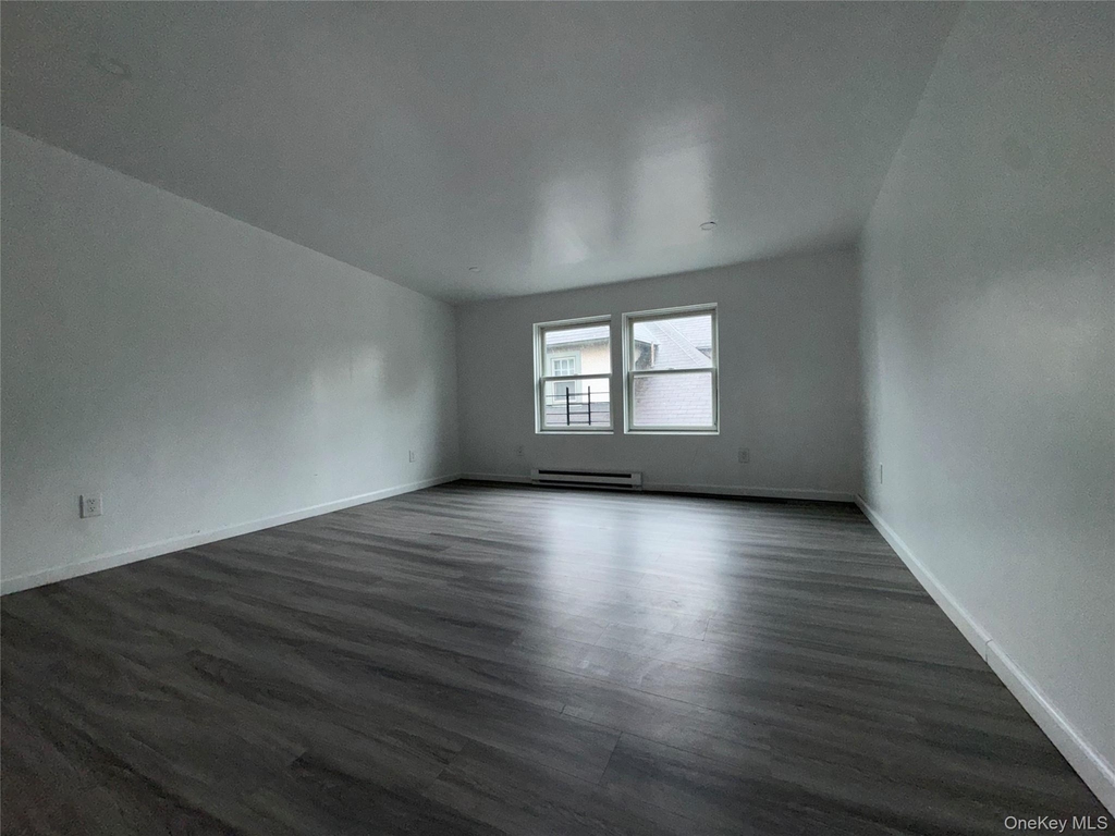 300 Highland Avenue - Photo 0