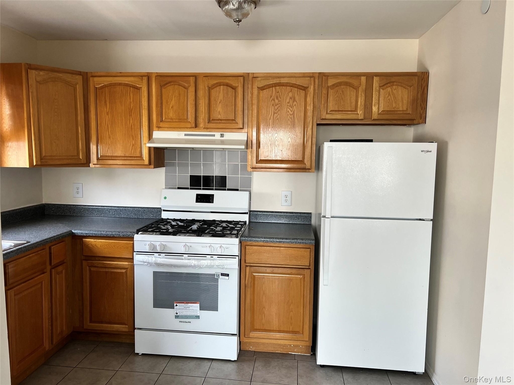 319 Beach 36th Street - Photo 5