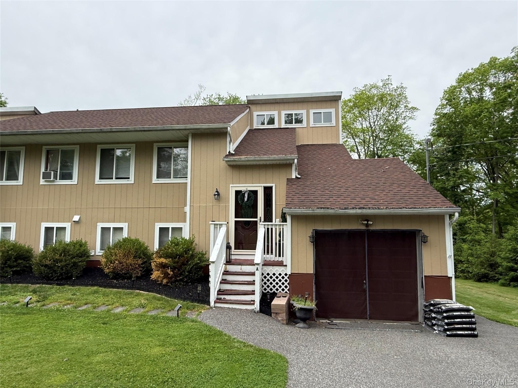 38 Edmunds Lane - Photo 1