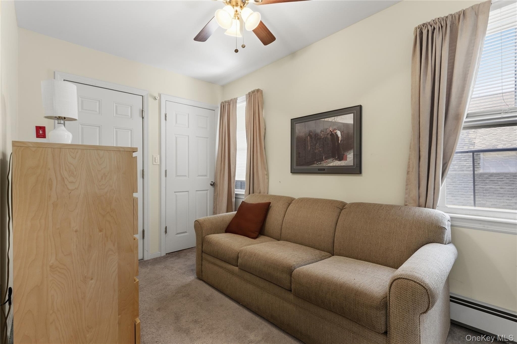 90 Oregon Street - Photo 6