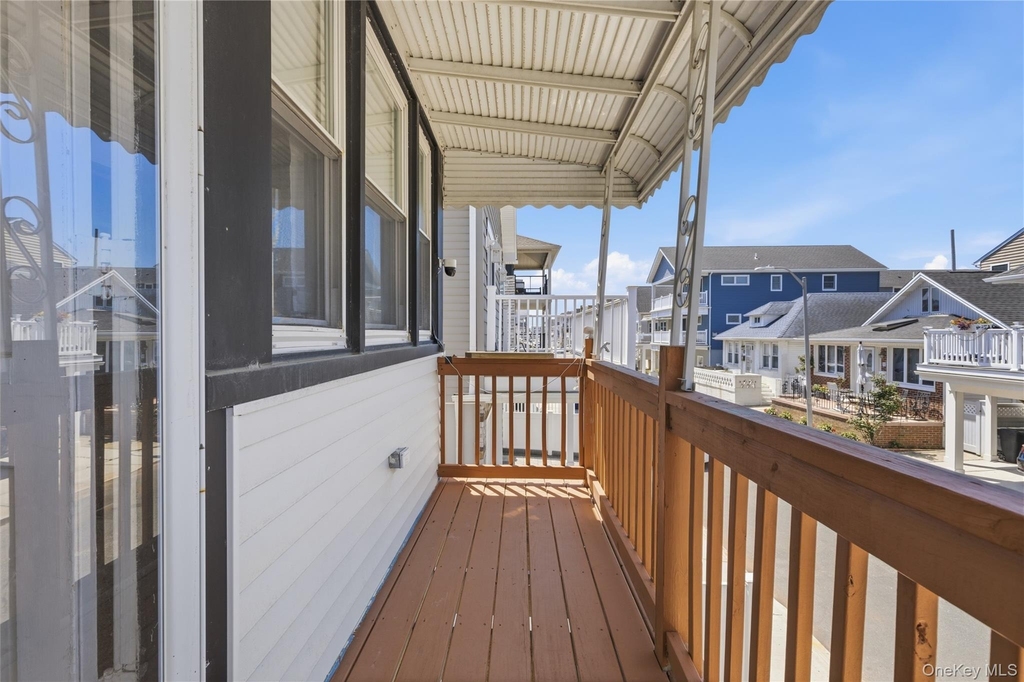 90 Oregon Street - Photo 10