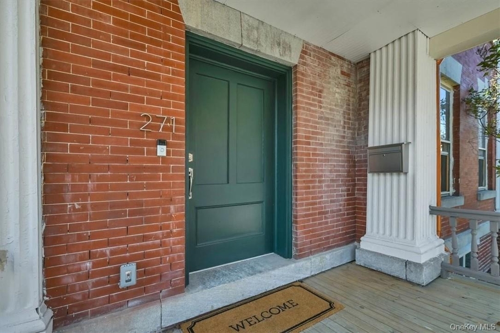 271 Liberty Street - Photo 3