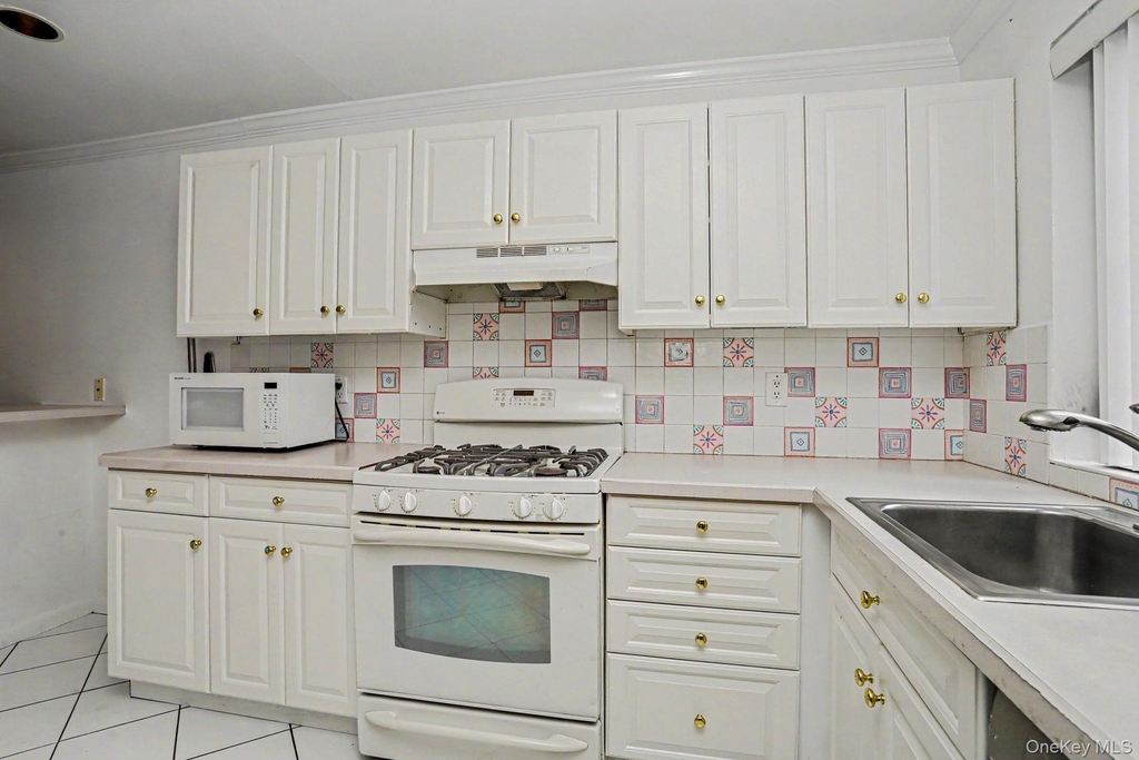 311 N Greeley Avenue - Photo 5