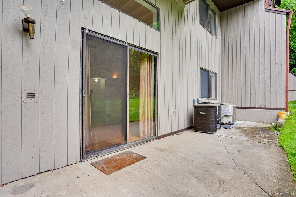 311 N Greeley Avenue - Photo 16