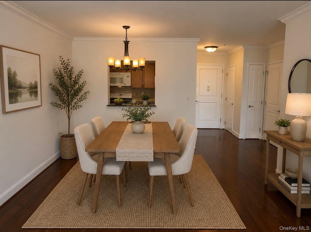 130 Post Avenue - Photo 2