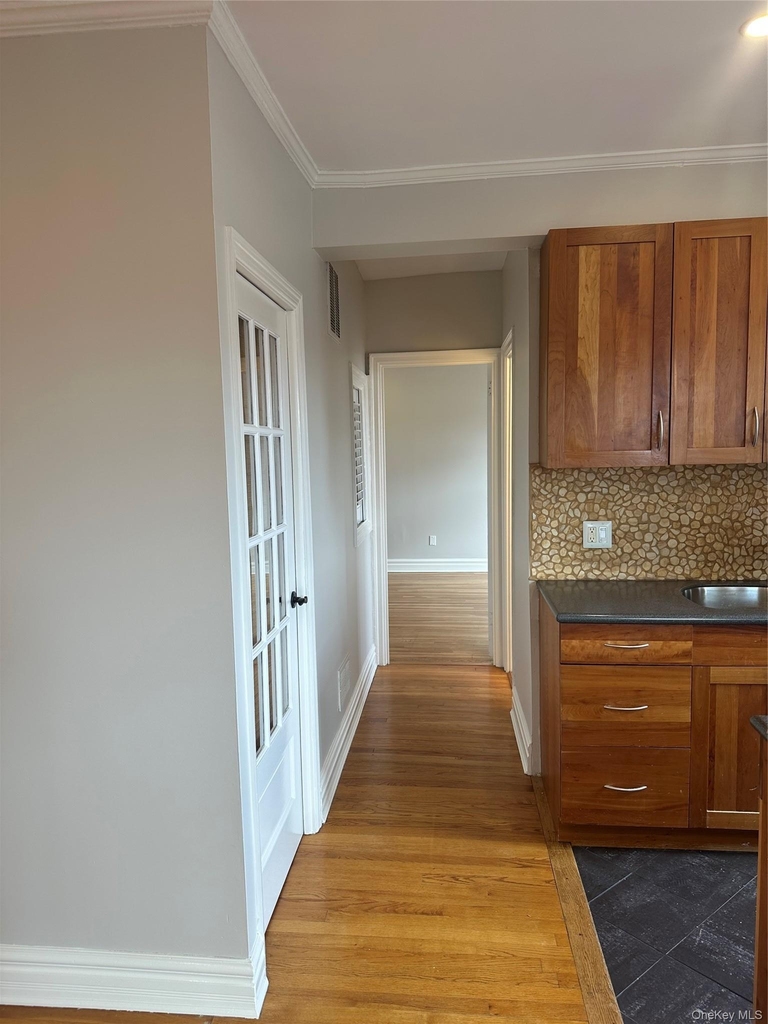 300 Main Street - Photo 5