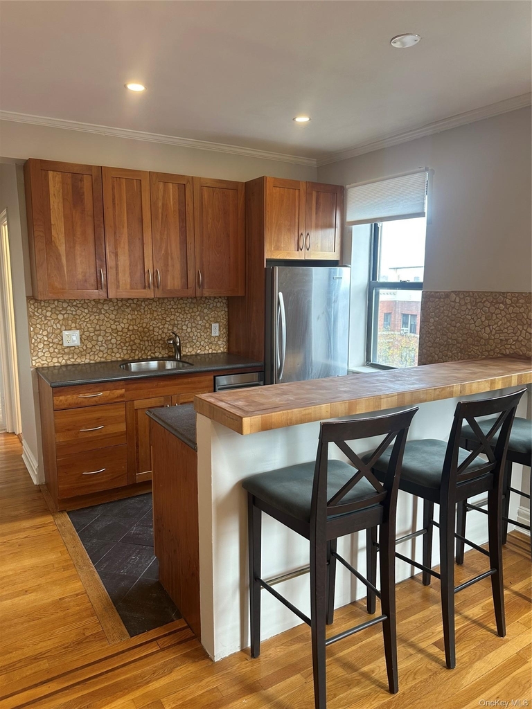 300 Main Street - Photo 10