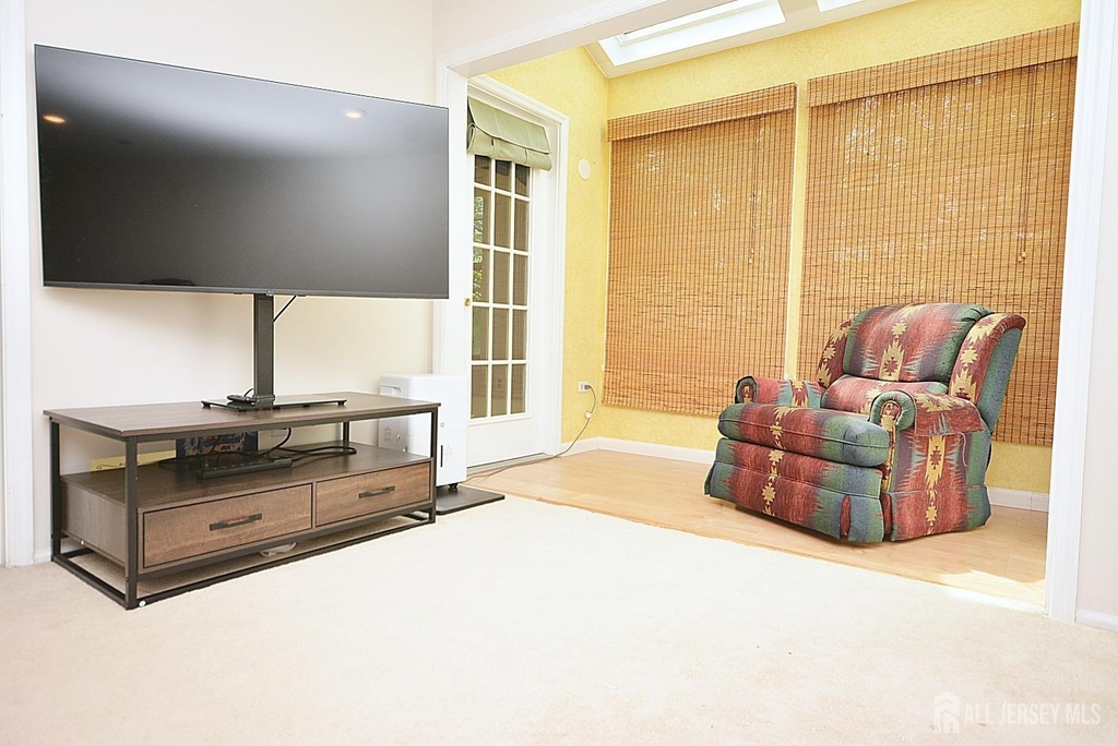 80 Oswestry Way - Photo 3