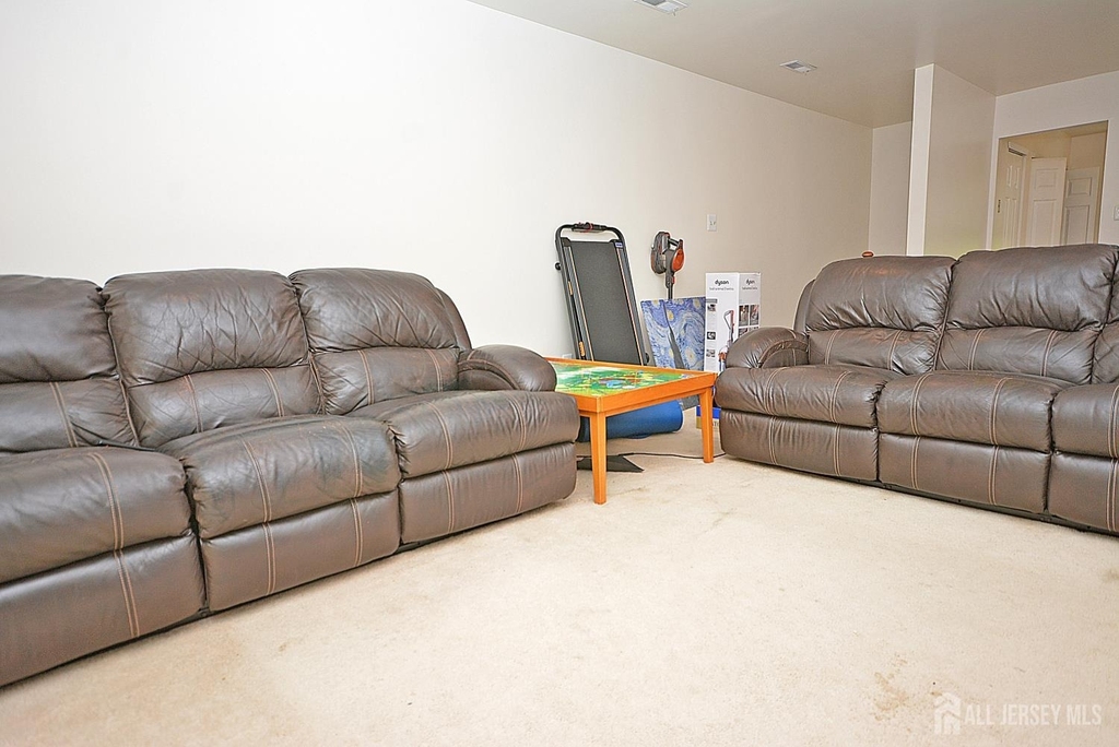 80 Oswestry Way - Photo 4