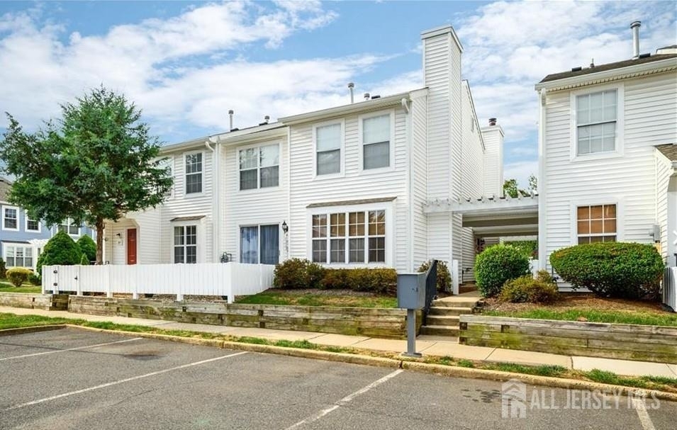 90 Almond Drive - Photo 0
