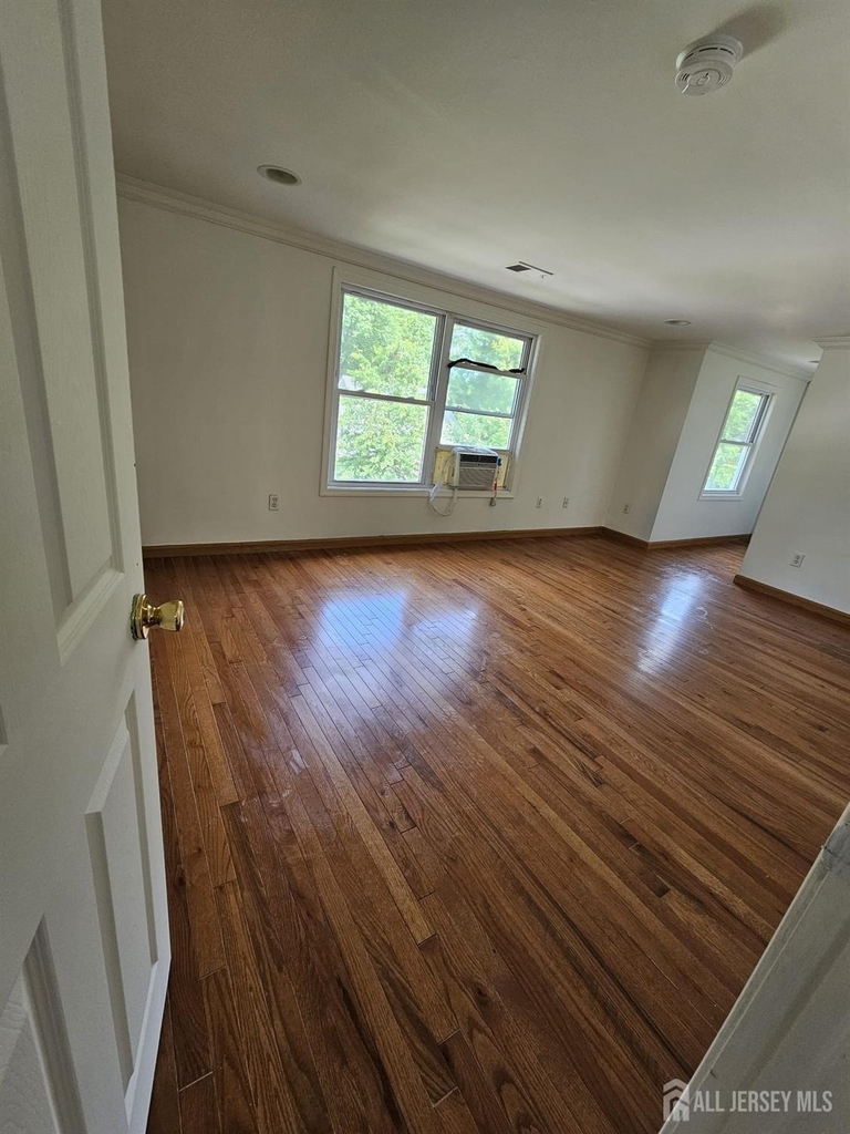 895 Madison Avenue - Photo 12