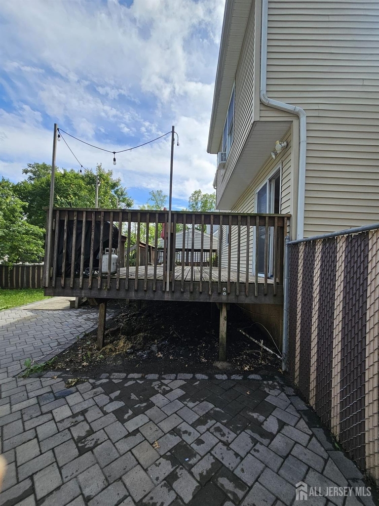 895 Madison Avenue - Photo 24