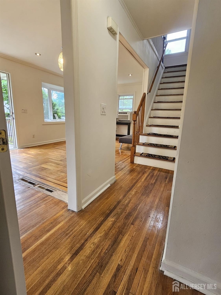 895 Madison Avenue - Photo 9
