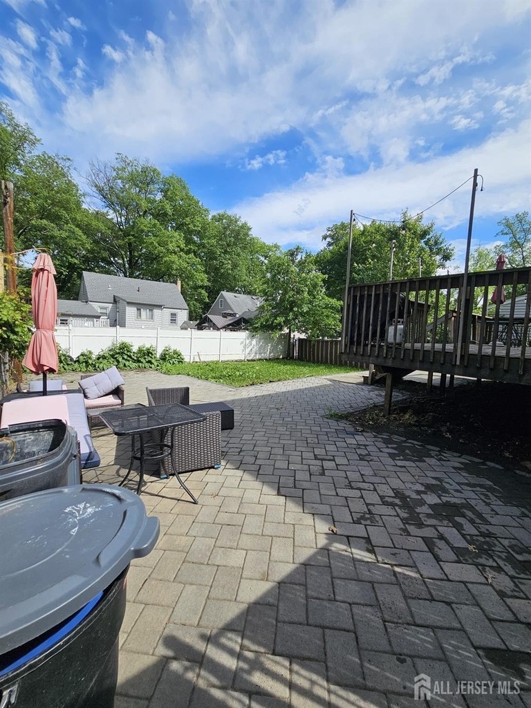 895 Madison Avenue - Photo 22