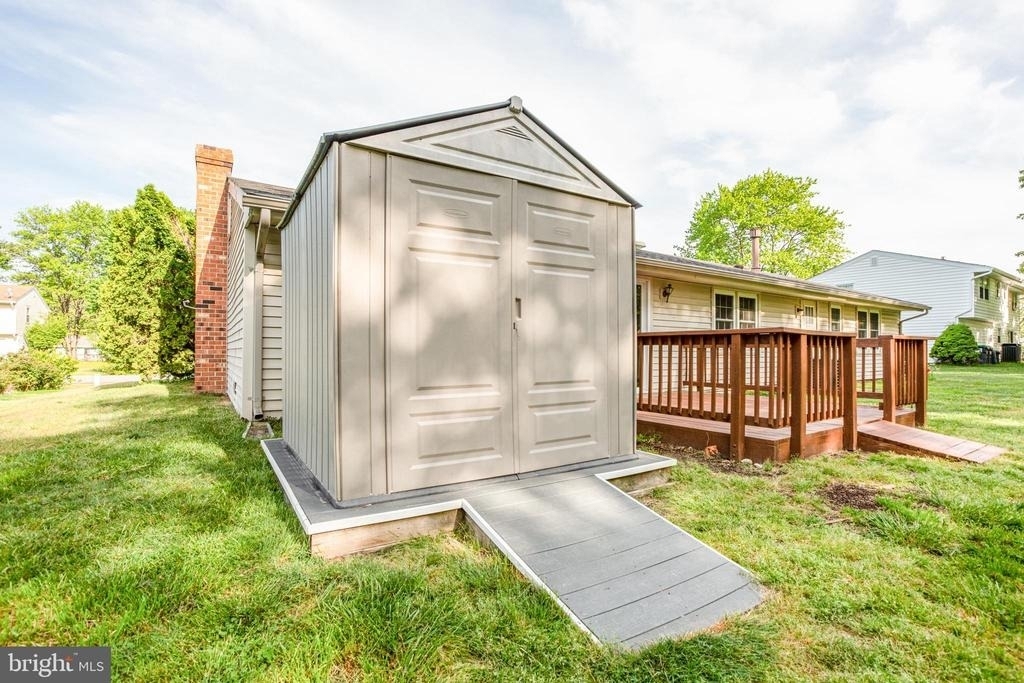 825 Barkley Drive - Photo 23
