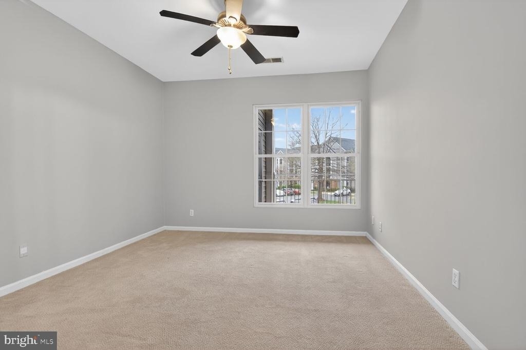 46588 Drysdale Terrace - Photo 17