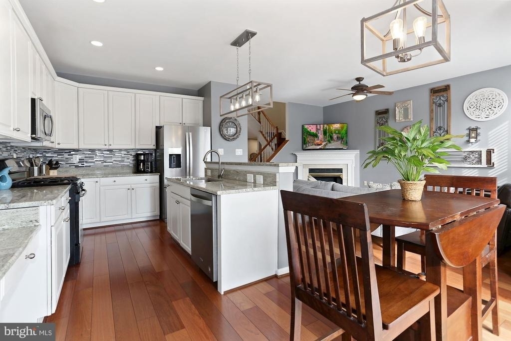 47675 Loweland Terrace - Photo 11