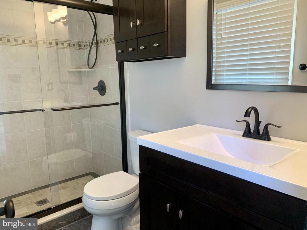 7808 Hyson Park Court - Photo 17