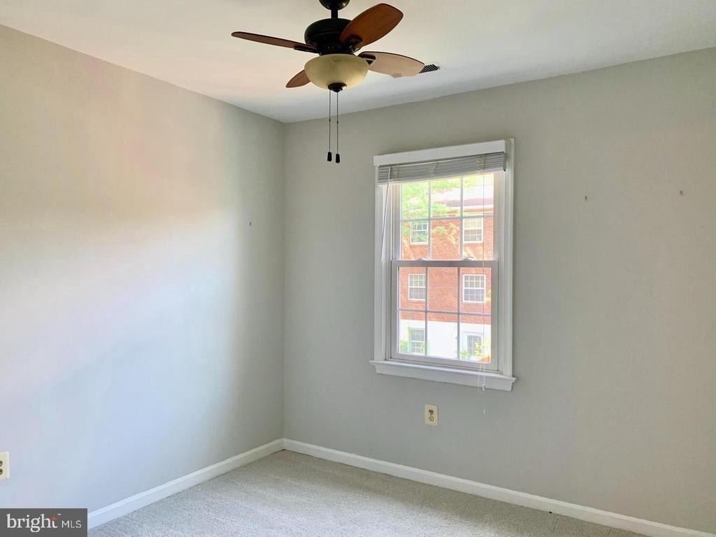 7808 Hyson Park Court - Photo 9