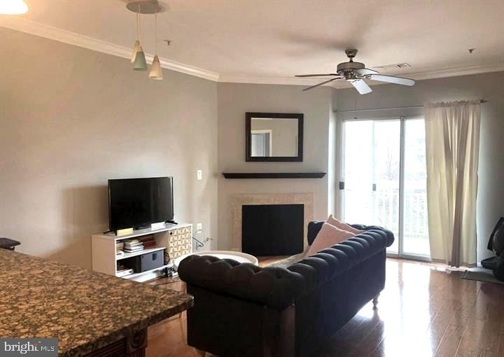 12915 Alton Square - Photo 2